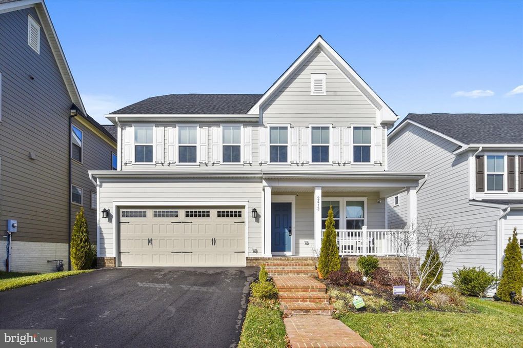 2412 Glouster Pointe Dr, Dumfries, VA 22026